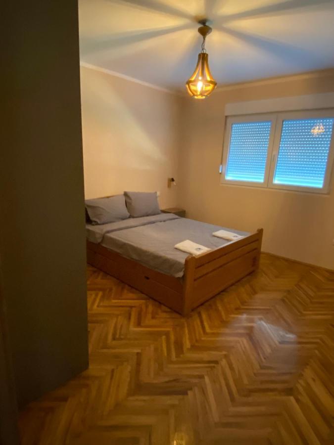 Zicka Plaza Apartment Kraljevo Exterior photo
